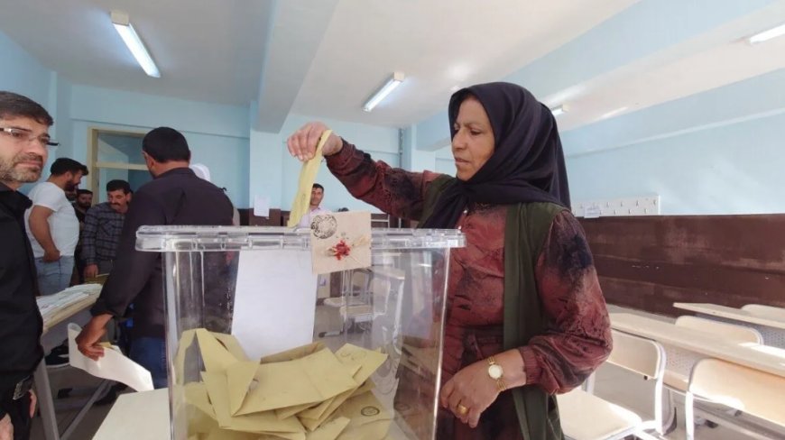 Duvar Arkası... AK Parti'nin İstanbul'da Kürt seçmen hesabı