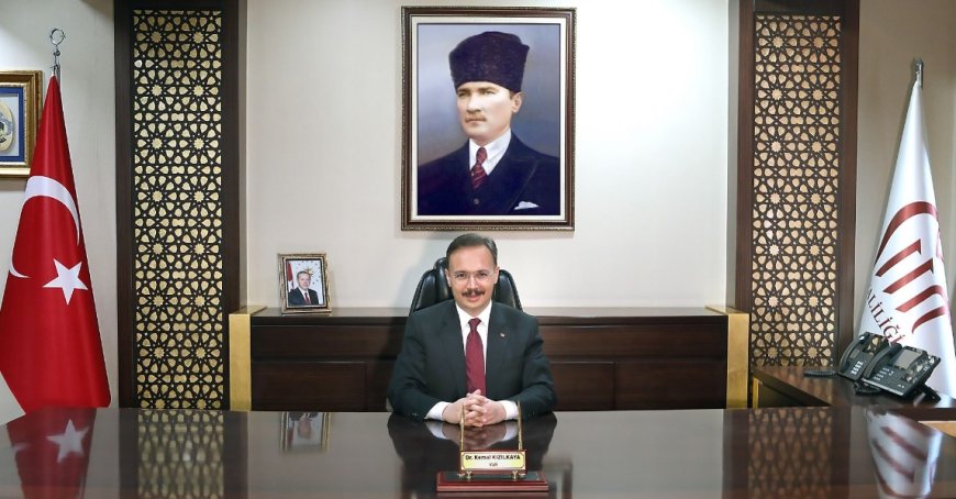 Başkan V. Dr. Kemal KIZILKAYA  Siirt Belediye Başkanı