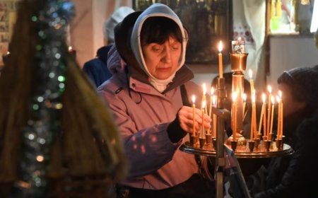 Ukrayna Noel’i kutlarken, savaşta taraflar birbirlerini sivil kayıplar nedeniyle suçluyor