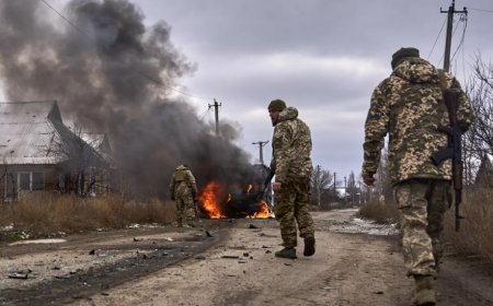 Ukrayna, Rusya’nın Donetsk yakınındaki Marinka kasabasını tamamen ele geçirdiği iddiasını yalanladı