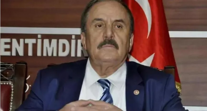 İYİ Parti İstanbul Milletvekili Salim Ensarioğlu partisinden istifa etti