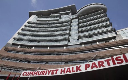 CHP İzmir'de 7 İlçe Belediye Başkan Adayını Açıkladı