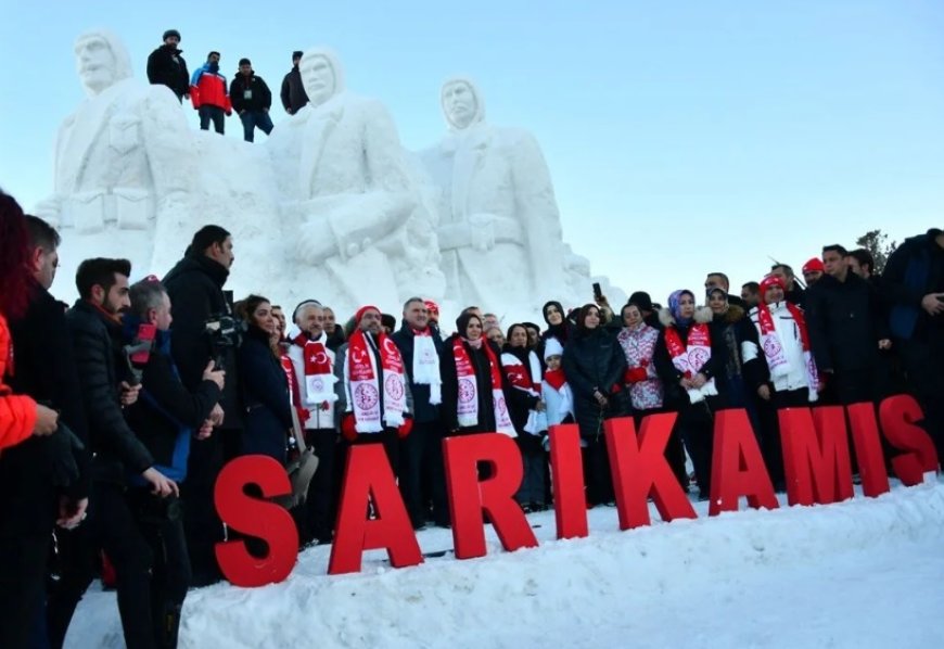 Sarıkamış Şehitleri Anısına Yapılan Kardan Heykeller Açıldı