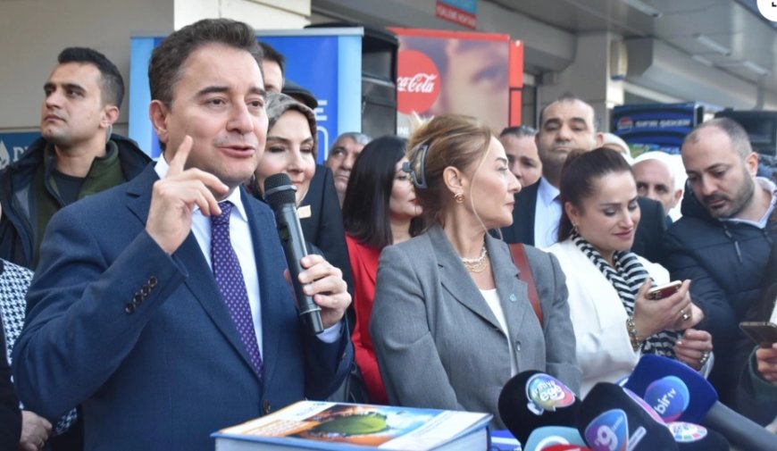 Ali Babacan İzmir'de DEVA Partisi İçin Konuştu: "İyi ki DEVA'yı Kurmuşuz"