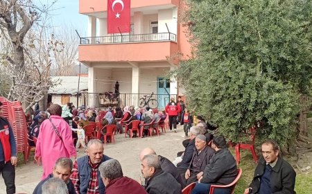 Şehit Dingil'in evine Türk bayrakları asıldı