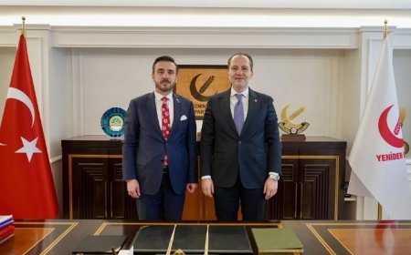 AK Parti'den istifa eden belediye başkanı Yeniden Refah Partisi'nden aday oldu