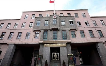 Tuzla Piyade Okulu'ndaki Atatürk fotoğrafı kavgası hakkında karar! TSK'dan ihraç edildi