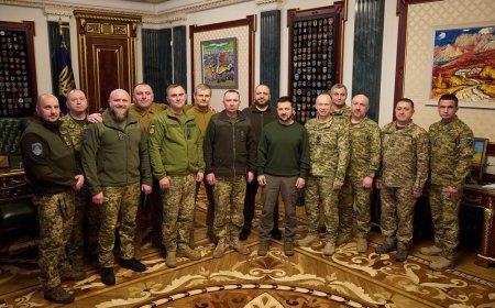 Zelenskiy yeni komuta kademesiyle bir araya geldi