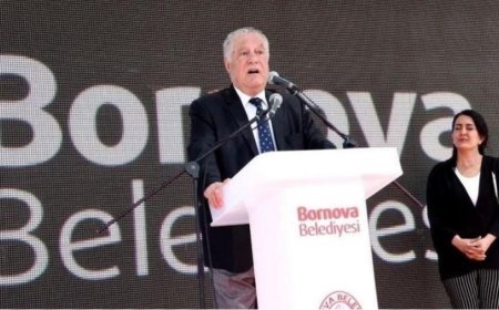 İzmir'in eski başkanlarından Sırrı Aydoğan hayatını kaybetti