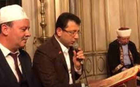 İmamoğlu da böyle namaz kıldırır size