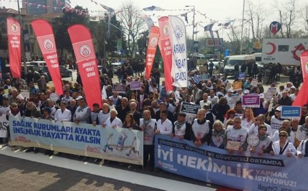 İstanbul'da Hekimlerin Çığlığı: İnsanca Koşullar İstiyoruz!