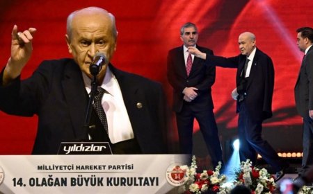 MHP'de büyük kurultay günü... Tek aday Devlet Bahçeli kürsüye kolu sargılı çıktı