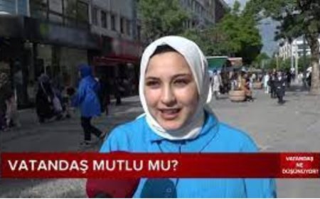 Seçime iki hafta kala kafedeki misafirin ortama bakışı ve Trabzon'da yaşanan saha olayları
