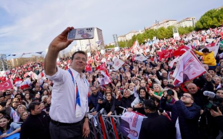 ‘6 MAYIS GENÇLİĞİMİZ VAR SAHNESİ’NDE KONUŞTU