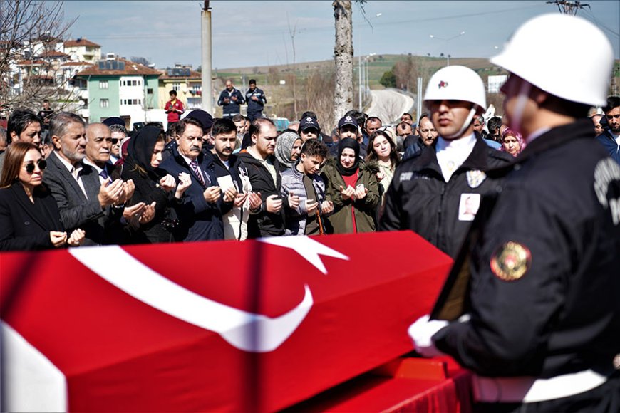 Şehit Polis İçin Memleketinde Tören Düzenlendi