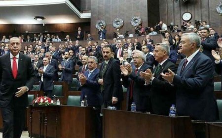 AK Parti içerisinde ve çevresinde her kafadan ses çıkıyor