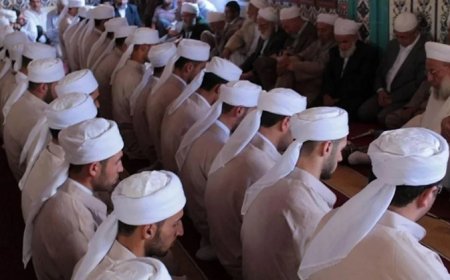 İkiye bölünen Menzil tarikatında karşılıklı ağır ithamlar sürüyor