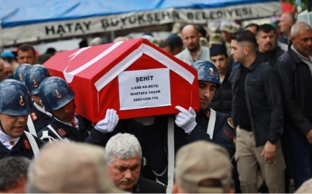 Şehit Astsubay Mustafa Yaşar son yolculuğuna uğurlandı
