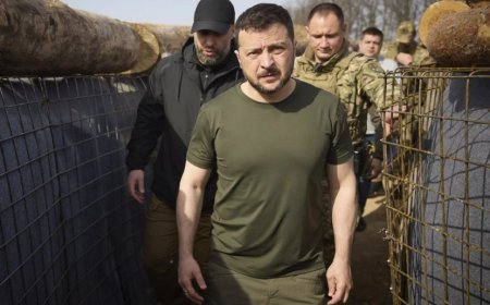 Rusya, Ukrayna Devlet Başkanı Zelensky'yi 'arananlar' listesine ekledi