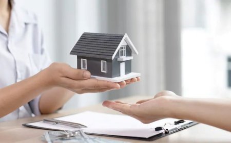 Konut satışları azaldı, konut kredisi borçlanmaları arttı