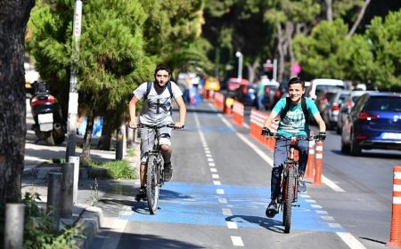 Alsancak'taki bisiklet yolu kalkıyor... Lunapark, Kültürpark'tan gidiyor.