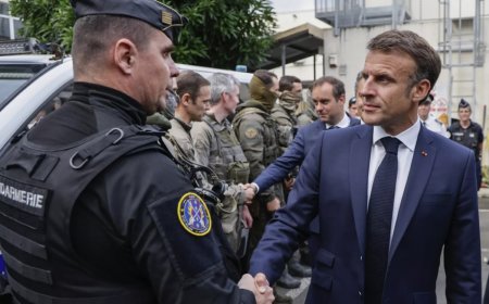 Macron Yeni Kaledonya'da: OHAL gerektiği kadar sürecek