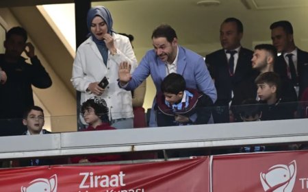 Berat Albayrak aylar sonra ortaya çıktı