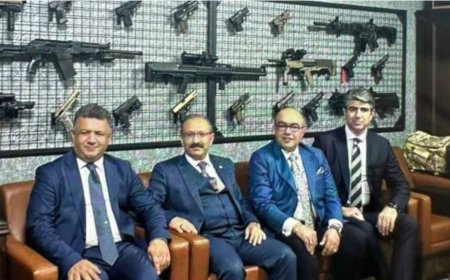 Timur Soykan: İzmir Adliyesi’ndeki hakim, dinlenme odasında silahlarını sergiliyor