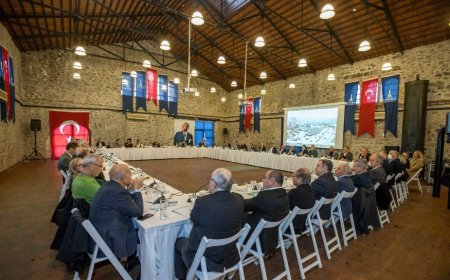 İzmir'in "Lordlar Kamarası" İEKKK İçin Büyük İmtihan Günü Geldi Çattı