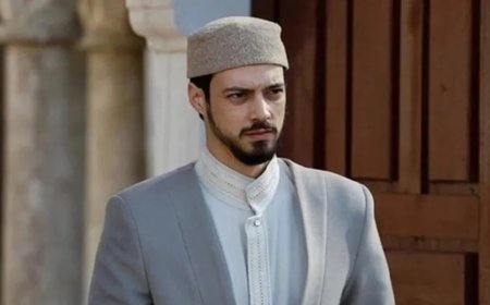 Mert Yazıcıoğlu ile Kerem Bürsin'in tekne tatili
