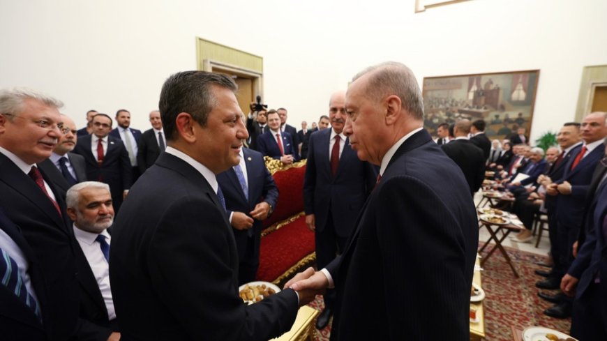 Özgür Özel ve Erdoğan el ele mi verecek?