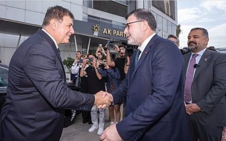 İzmir'in Tam Olarak İhtiyacı Bu: İktidar ve Muhalefetin İş Birliği