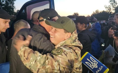 90 Ukrainian Captives Return Home