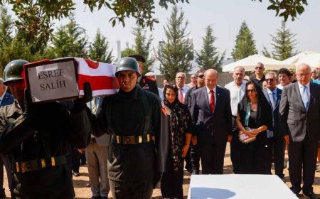 Kayıp Şehit Eşref Salih, Tuzla’da toprağa verildi