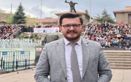CHP'li İzmir Belediyesi'nde atama krizi büyüyor!