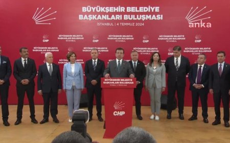 CHP’li başkanlar İstanbul'da bir araya geldi: “Türkiye’de artık CHP’li belediyeler gerçeği var”