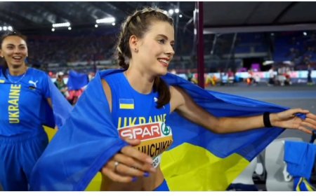 Ukraynalı Yüksek Atlama Sporcusu Yaroslava Mahuchikh Paris'te Dünya Rekoru Kırdı