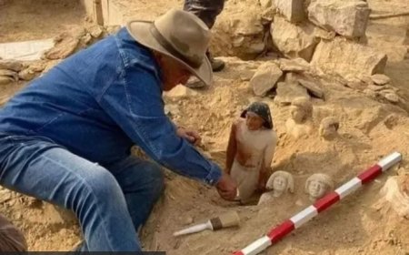 Mısır'da sahte 'şeyhler' antik mezar açtırmak için 8 yaşındaki çocuğu ellerini keserek öldürdü