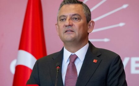 Özel, Ukrayna'nın Ankara Büyükelçisi Bodnar'ı kabul etti