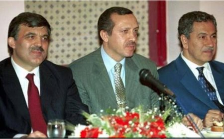 AK Parti neyi kaybettiğinin farkında mı?