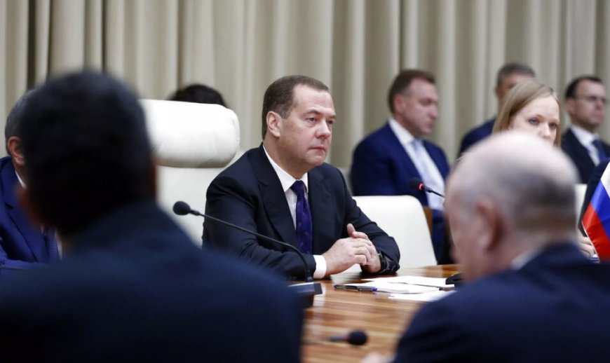 Eski Rusya Devlet Başkanı Medvedev: "Ukrayna'nın NATO'ya katılması savaş anlamına gelir"