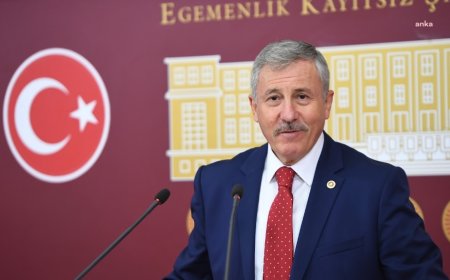 Selçuk Özdağ’dan Cumhurbaşkanlığı Hükümet Sistemine Sert Eleştiri: "Halkımızın Şeffaf Bir Yönetime İhtiyacı Var"