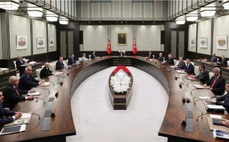 Bakanlar Toplantısı Bugün: Instagram Yasağı ve Meta'ya Yaptırımlar Gündemde