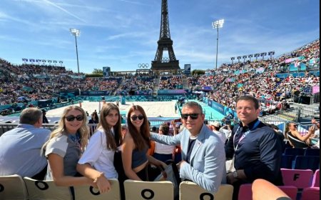 Ekrem İmamoğlu Paris Olimpiyatları’nda Plaj Voleybolu Müsabakalarını İzledi