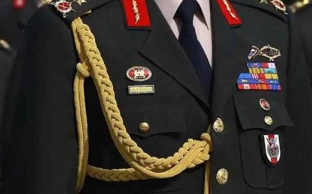 Makam Aracıyla Sınırda İnsan Kaçakçılığı Yapan Tuğgeneral, Yüksek Disiplin Kurulu'na Sevk Edildi