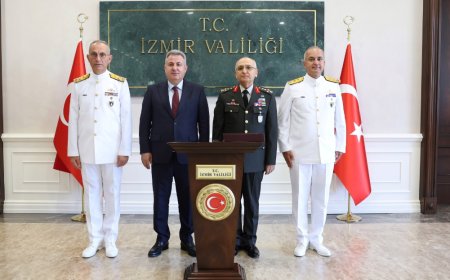 Ege Ordu Kamutanı ve Güney Deniz Saha Komutanı İzmir Valisi Elban'ı ziyaret etti!