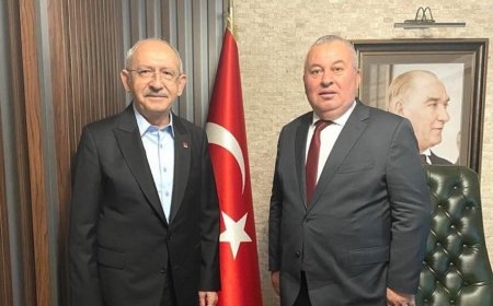 Siyasi Deprem Yaklaşıyor: Cemal Enginyurt ve Kılıçdaroğlu'nun Demokrat Parti Hamlesi