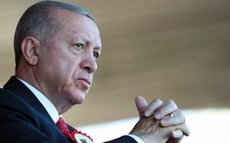 Ertuğrul Özkök: Dün iktidar kanadında yaşanan 13 saat 44 dakikalık 7 şiddetindeki deprem