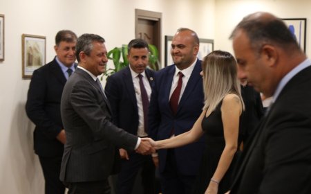 Dilruba Serbest Kaldı, CHP Liderleriyle Bir Araya Geldi:  Aramıza Hoş Geldin, Dilruba!