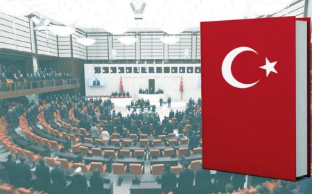 Taha Akyol: Yeni Anayasa Tartışmaları Endişe Yaratıyor